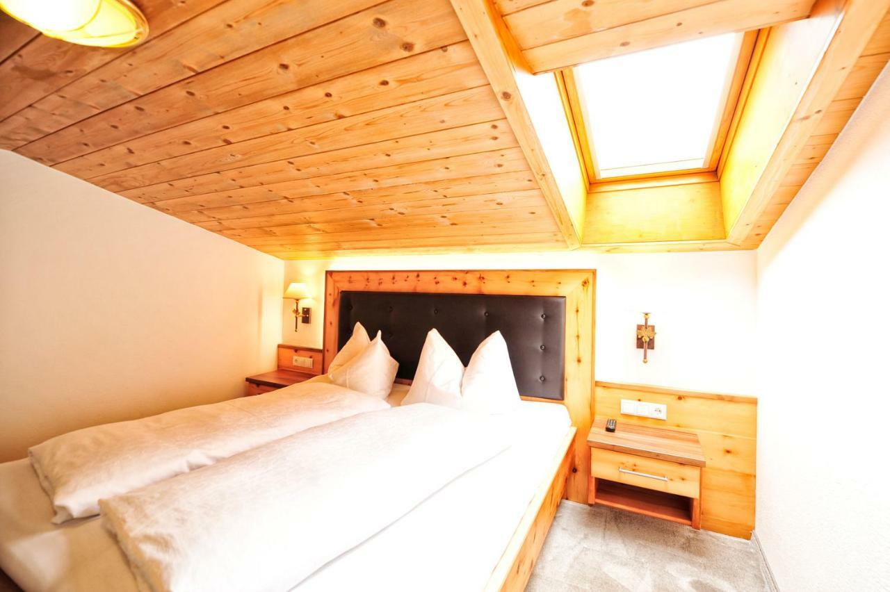 Alpenhof Pitztal 호텔 장크트 리온하드 임 피츠탈 외부 사진